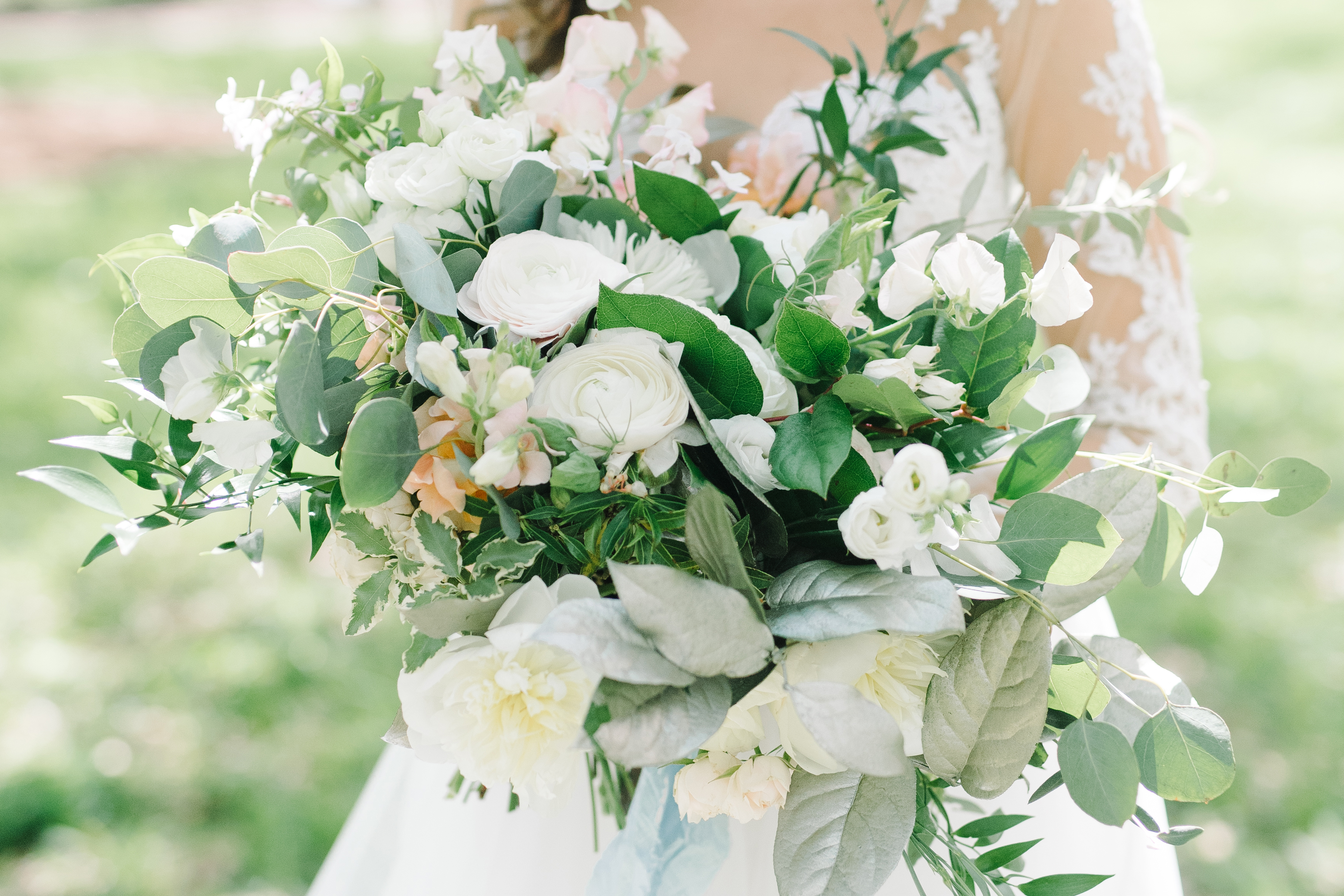 white wedding bouquet inspiration