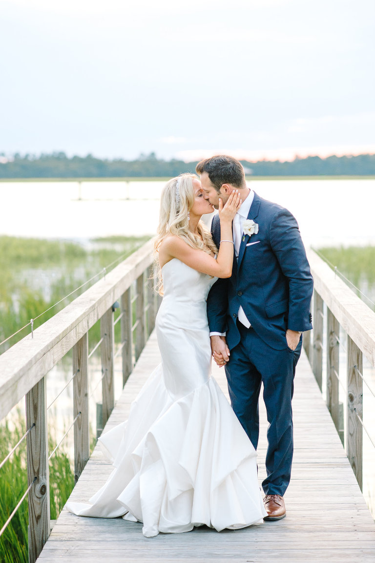 kenlysteve-lowndesgroveplantationweddingbyaaronandjillianphotography-682-1