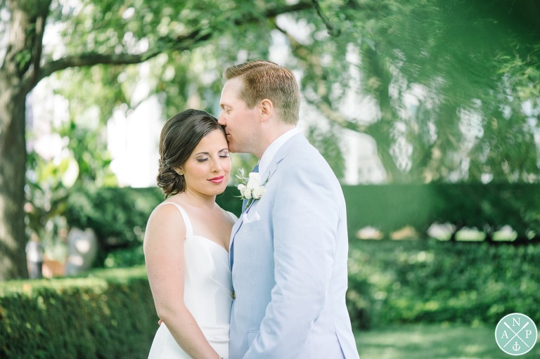 New York Botanical Gardens wedding by Charleston wedding photographers Aaron and Jillian Photography -_0012