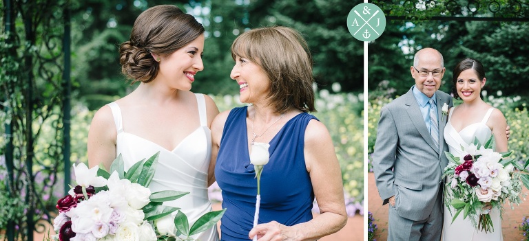 Bride with mother and father at a New York Botanical Gardens wedding by Charleston wedding photographers Aaron and Jillian Photography -_0047
